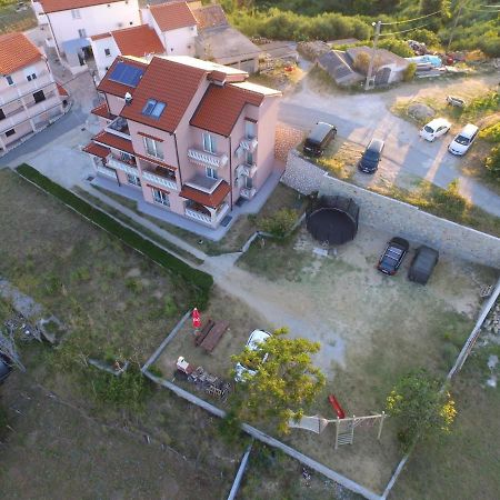 Apartmani Danijela Tomicic Lopar Exterior foto